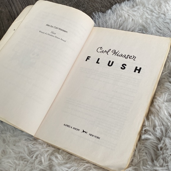 Flush by carl Hiaasen - Picture 2 of 6